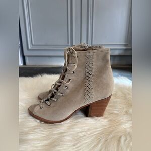 FRYE Suede Lace-Up Ankle Booties in Light Taupe